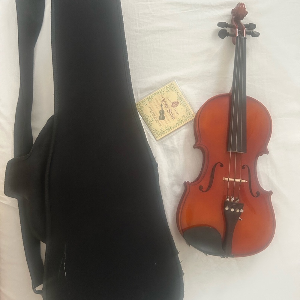 Classic Brown Violin with Black Case
